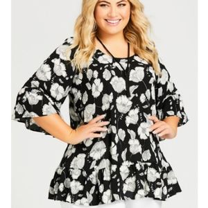 Chenault by Avenue Black &White Floral Flounce Top 1X